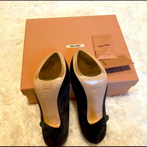 MIU MIU charcoal suede with ruched accent heels - Picture 3 of 5